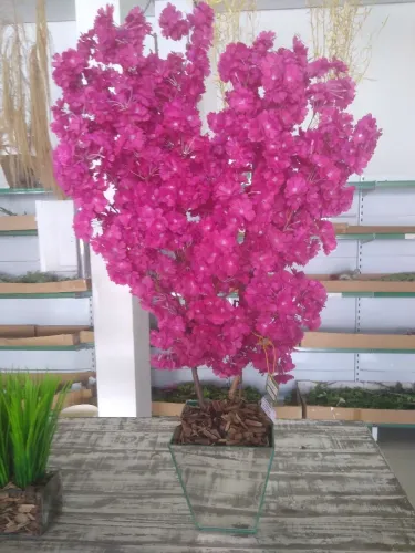 Vendo arranjos artificiais Aparti de 60 reais preço variados favor ler a descrição