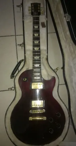 Gibson Les Paul Studio Deluxe Wine Red 1995