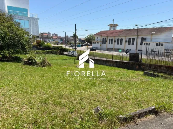 Excelente Terreno com 2.496,00m² em São José/SC