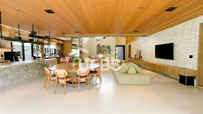 Casa Térrea Mobiliada à Venda| 4 suítes| 4 vagas| Plateau d'Or Privilege
