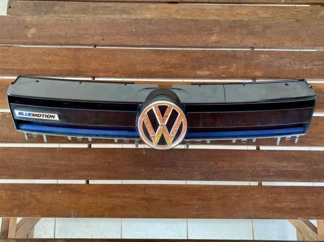 Grade dianteira BlueMotion VW Fox  2013/2014  com friso azul