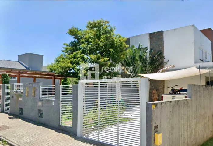 Casa 3 quartos no bairro Campeche em Florianópolis