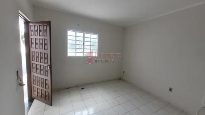 CASA COM 02 QUARTOS À VENDA NO BAIRRO PARQUE CIDADE JARDIM EM JUNDIAÍ/SP