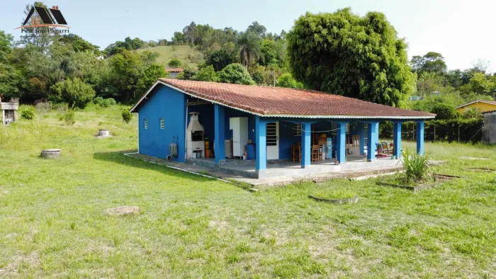 Chácara para Venda em Pedra Bela, zona rural, 2 dormitórios, 1 banheiro