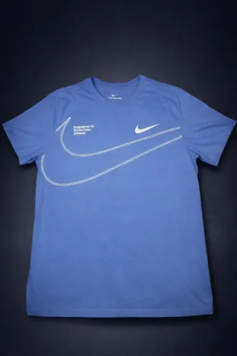 [Oferta] Camiseta Nike Azul Original Tam. M - Estilo Esportivo + Conforto ?