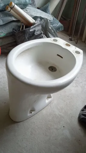 Bidê branco marca standart em perfeito estado.