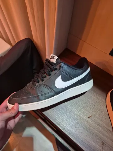 Tenis nike court vision