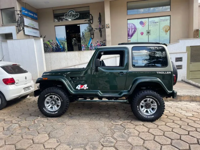 Troller T-4 4X4 3.0 TB Int. Cap. Rígida Diesel 2008