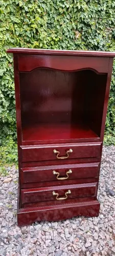 Bidê antigo - cor mogno