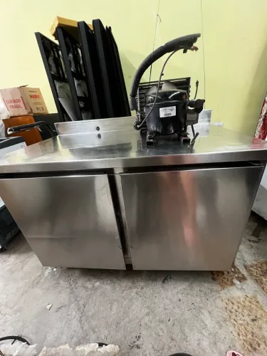 BALCÃO REFRIGERADO 2 PORTAS COM UNIDADE/GELADEIRA PARA RESTAURANTE/BAR/LANCHONETE
