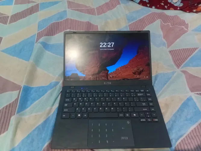 Notebook Ultra Multilaser. Para estudar e trabalhar.