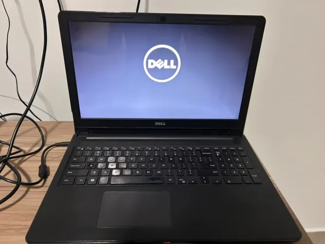 VENDO NOTEBOOK DELL TOUCHSCREEN - R$ 2000
