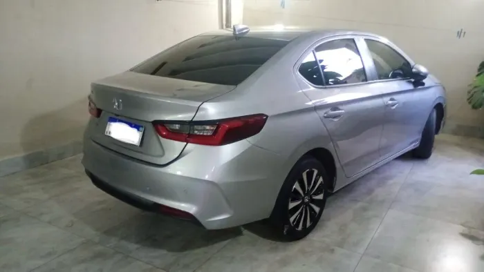 Honda City Sedan Touring 1.5 Flex 16V 4P Aut. 2025