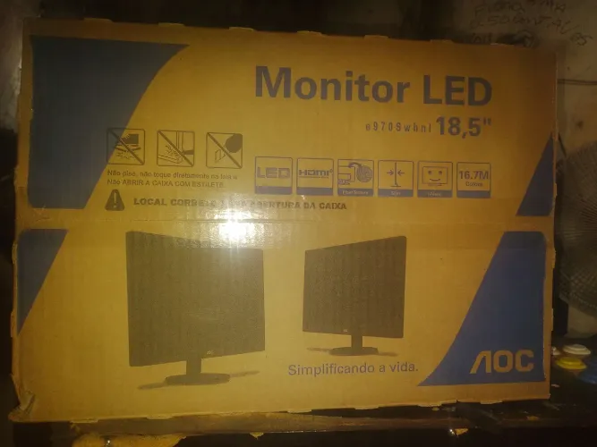 Monitor de led 18.5 entrada HDMI e VGA novo caixa lacrado testa na hora da compra avisar