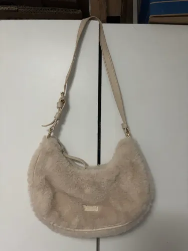 Zara - Bolsa Menina de Veludo