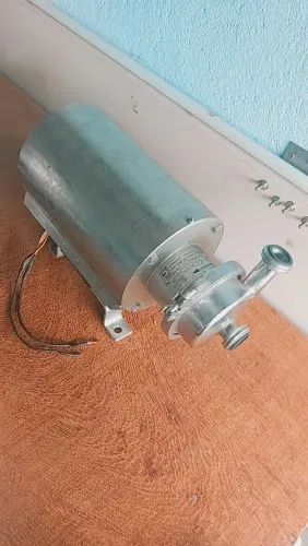 Bomba sentrifuga