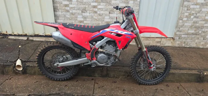 Crf250r importada 2022