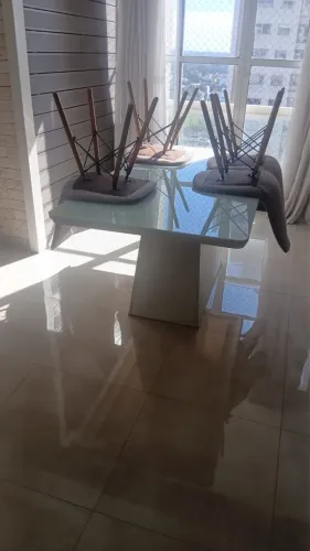 Jogo de mesa de jantar