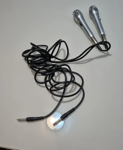 Microfones Tec Toy