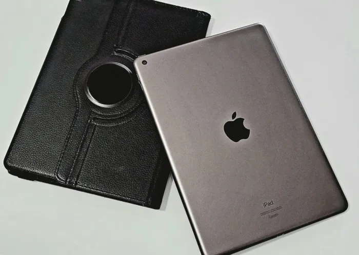 Apple IPad wifi 7a geração - praticamente novo