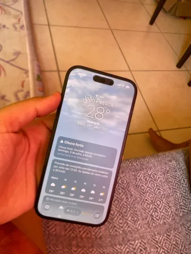 iPhone 15 256GB