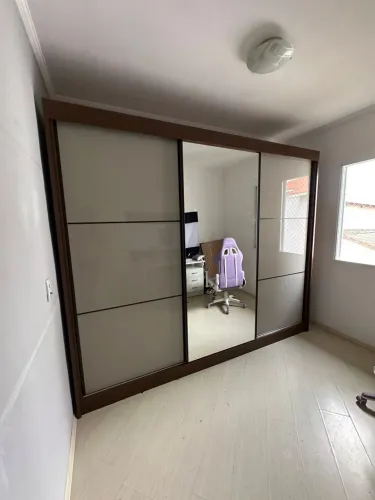 Guarda Roupa Casal Miami - 3 Portas e Espelho