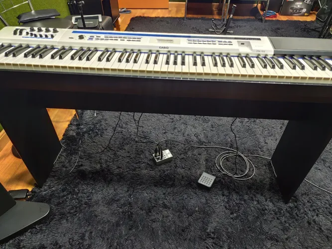 Teclado Casio PX5-S 