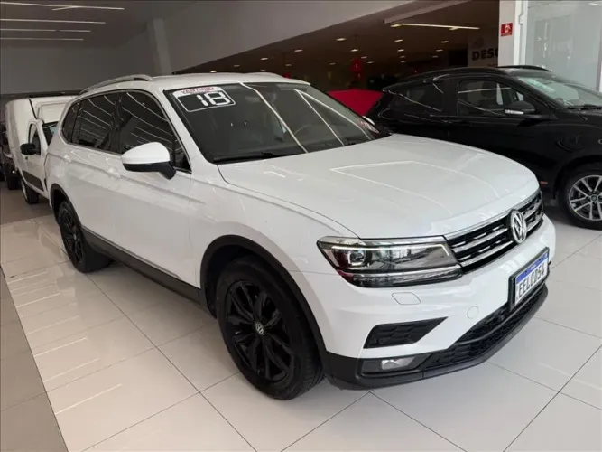 Volkswagen Tiguan Allspac Comf 250 TSI 1.4 Flex 2018