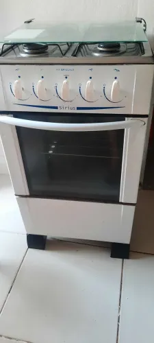 Vendo fogão bem conservado funcionando perfeitamente