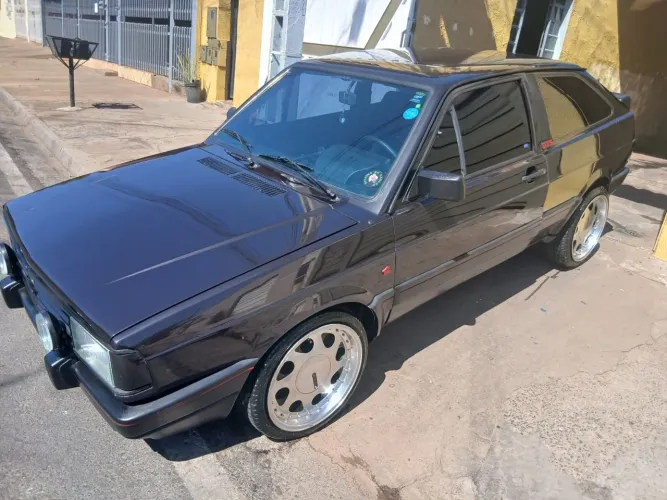 Volkswagen Gol Geração I GTS 1.8 8V Álcool Mec. 2P 1988