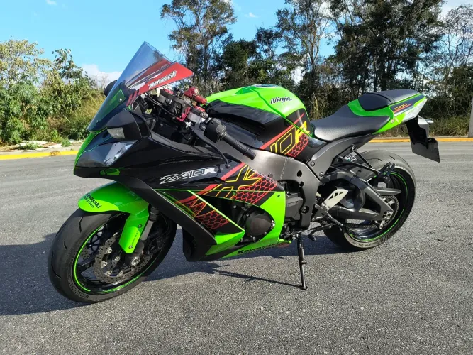 Zx10 r em perfeito estado de conservação