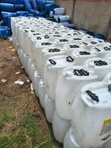 Galões 50 litros transparente 