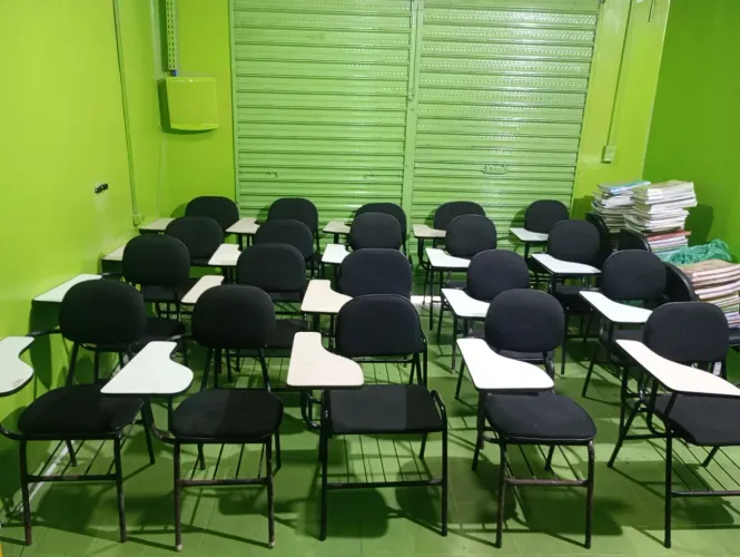 Vendo carteiras de estudante em bom estado de conservação