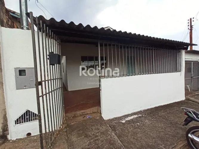 Casa para alugar, 2 quartos, Luizote de Freitas - Uberlândia/MG - Rotina Imobiliária