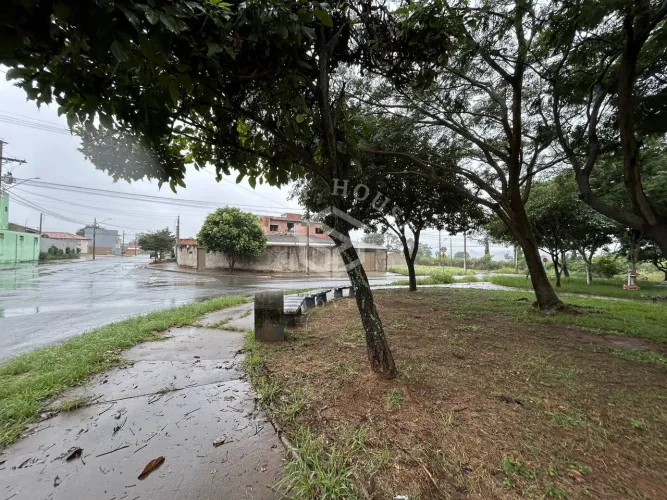 Terreno de 200 m² no Bairro Palmeira Real em Limeira-SP