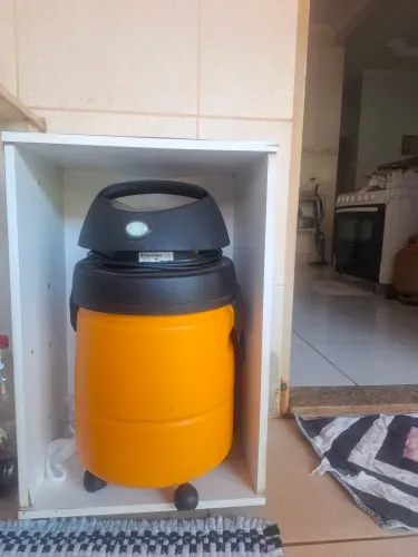 Aspirador de pó e água