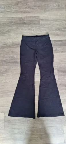 Calça preta Lez a Lez