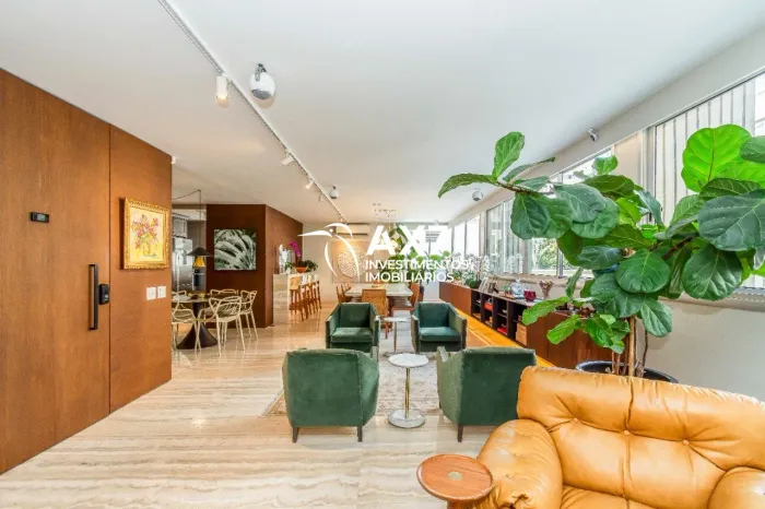 Belíssimo apartamento à venda nos Jardins.