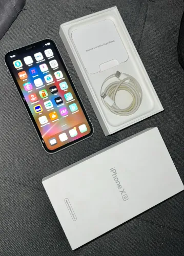 IMPECÁVEL Iphone XR 64Gb - 89% Saude Bateria