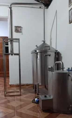 Destilador de Essências 200L