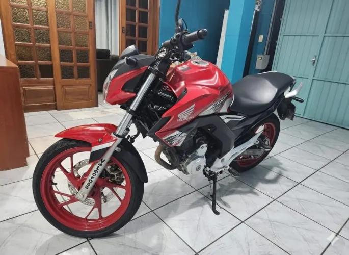 CB TWISTER/ABS/2021 - Único Dono
