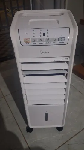Climatizador Midea Akaf2 Usado