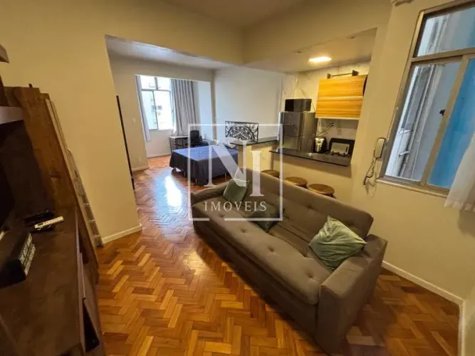 APARTAMENTO, 1 quarto, no Bairro de Copacabana.