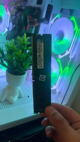 ? MEMÓRIA RAM DDR4 16GB 3200MHz ? 5 UNIDADES DISPONÍVEIS