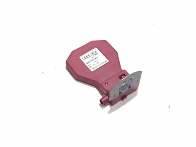 Antena Rádio Audi A4 2.0 Tfsi 2016 4m0035507 B6867 Bordô
