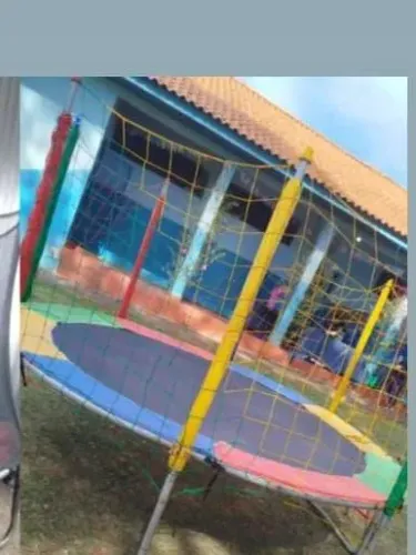Vendo cama elástica 3 metros