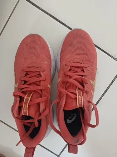 Tênis feminino Cumulus 27 Asics