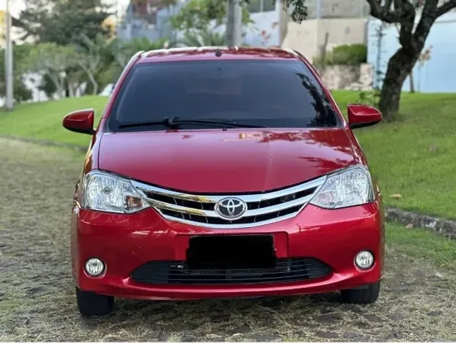 Toyota Etios X 1.3 Flex 16V 5P Mec. 2015