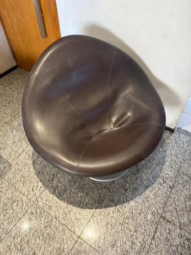 POLTRONA GÔNDOLA C/ BANQUETA