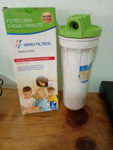 Filtro caixa D água cavalete , um na caixa e um usado 